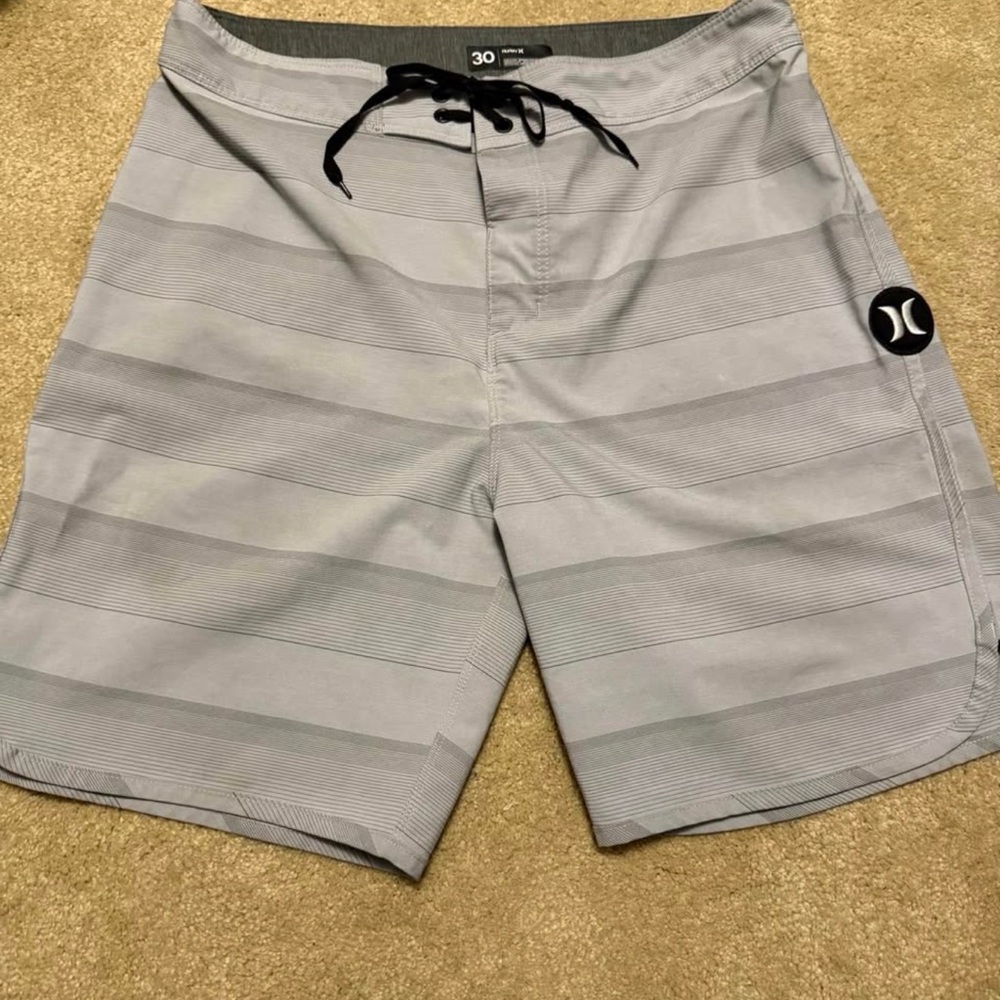 Hurley Men's Gray Swim Shorts Size 30